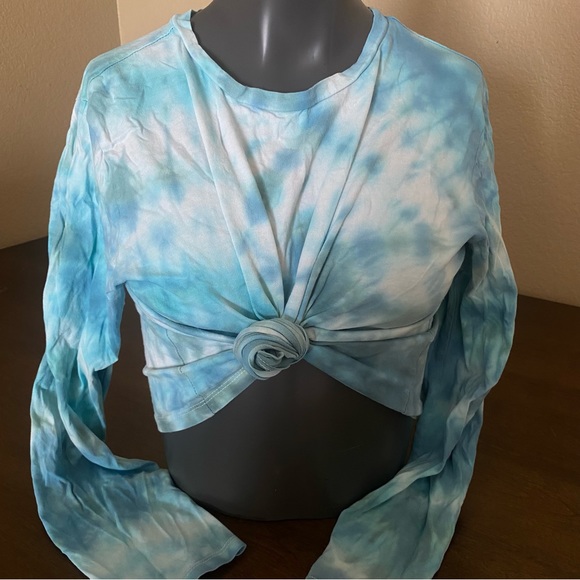 cropped long sleeve - Picture 6 of 6